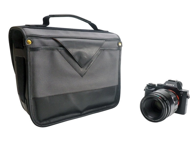 Bolso Satchel Fogg B-Sharp de tela gris oscuro con cuero negro