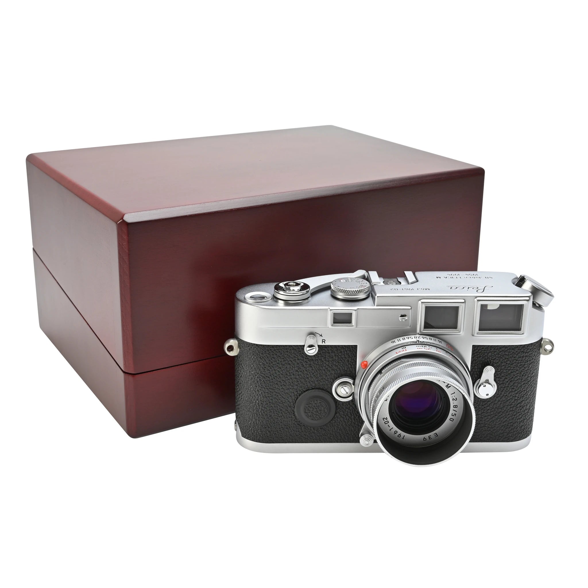 Pre-Owned Leica M6J Limited Edition Camera Kit (inc. 50mm f2.8 Elmar-M)