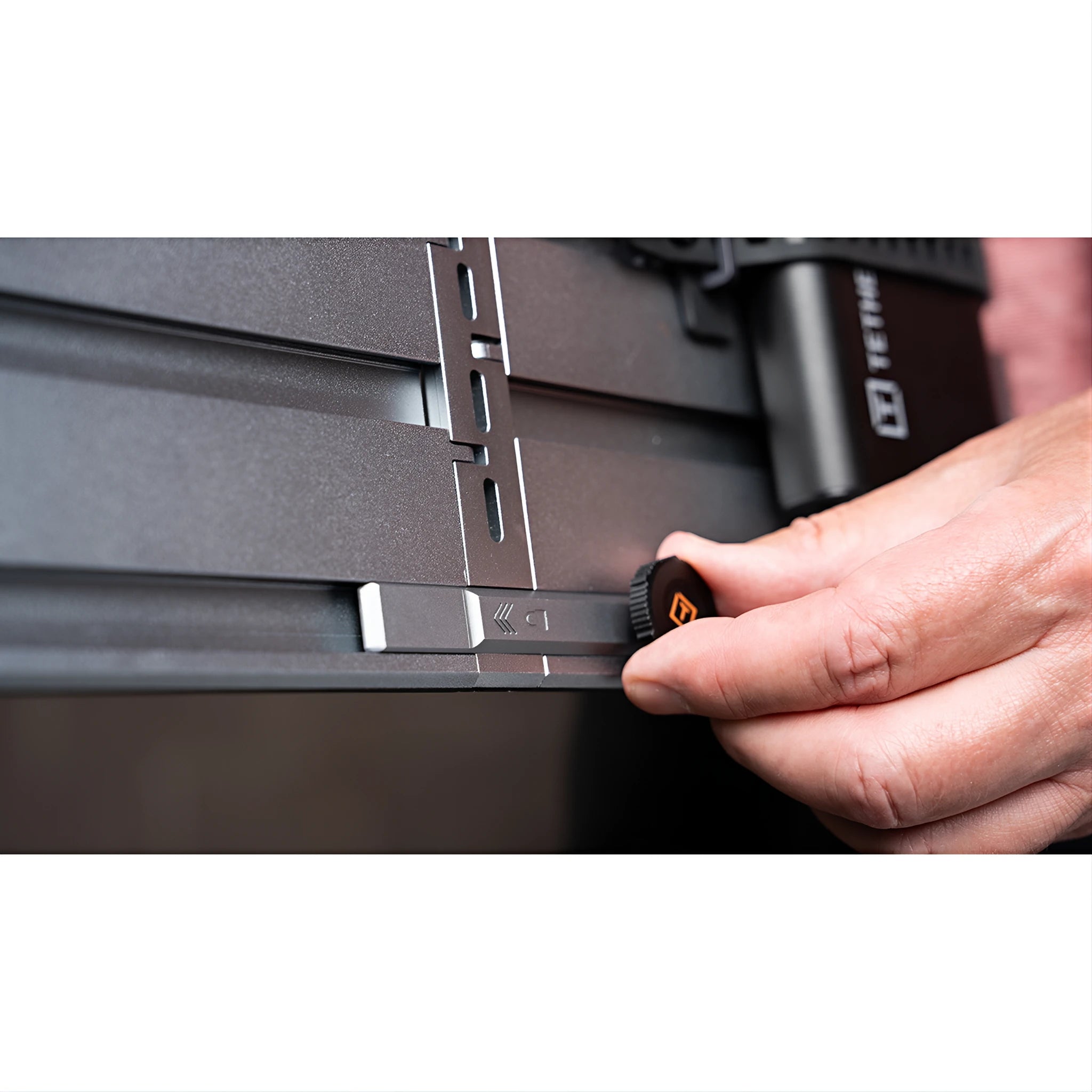 TetherTools AeroTrac Workstation System