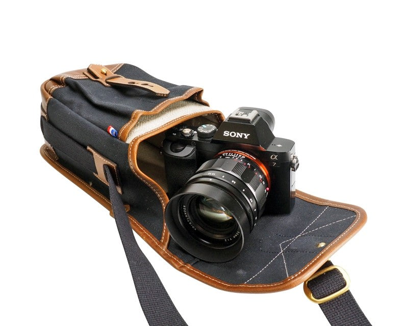 Fogg Flute M9 Pouch Black Fabric with Havana Leather